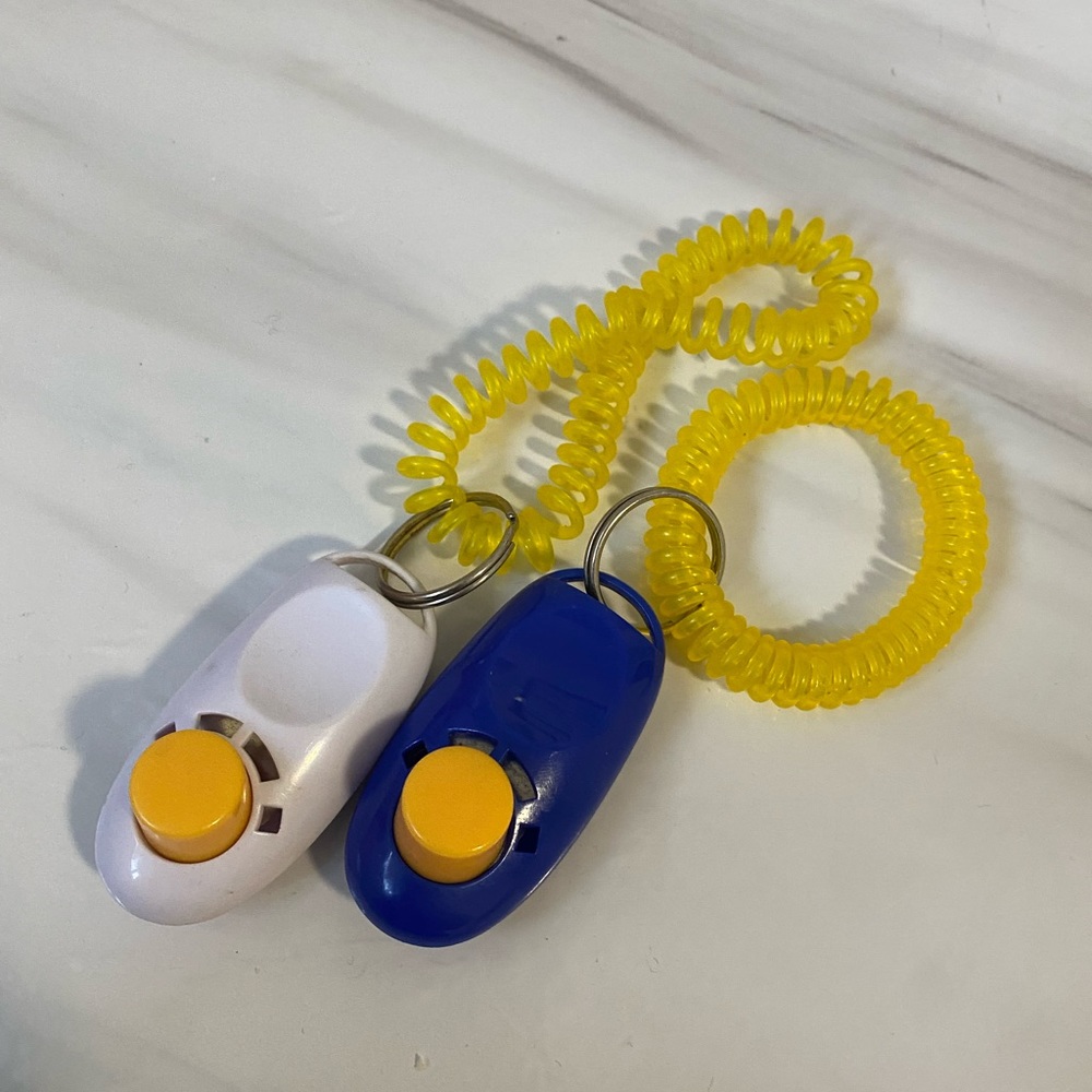 $5 add on - Puppy training clickers 🔊